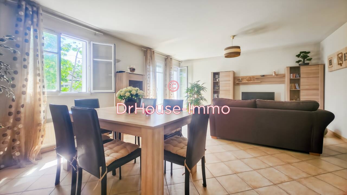 Appartement 3 pièces de 68 m² - Nozay (91620)