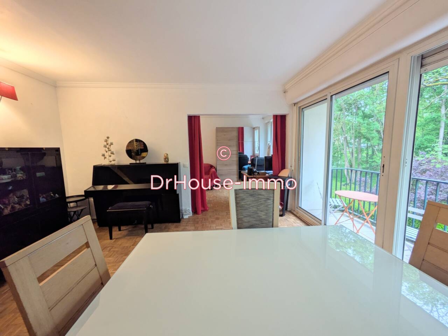 Appartement 5 pièces de 91 m² - Verneuil-sur-Seine (78480)