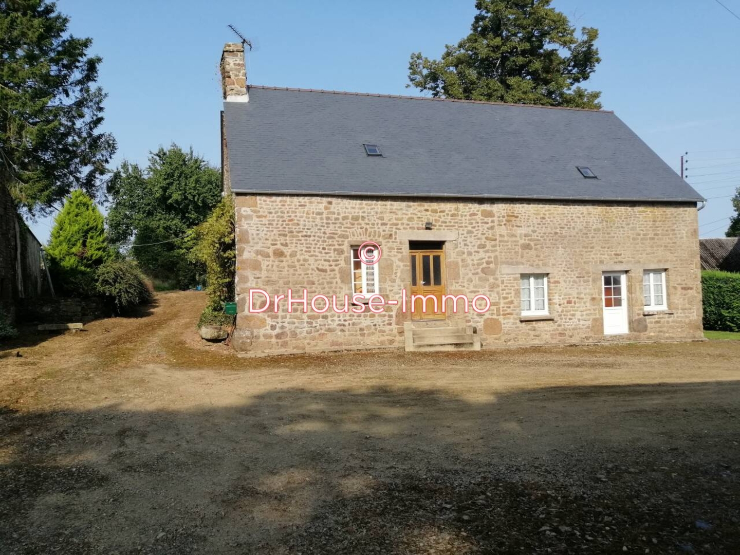 Maison 5 pièces de 82 m² - Colombiers-du-Plessis (53120)