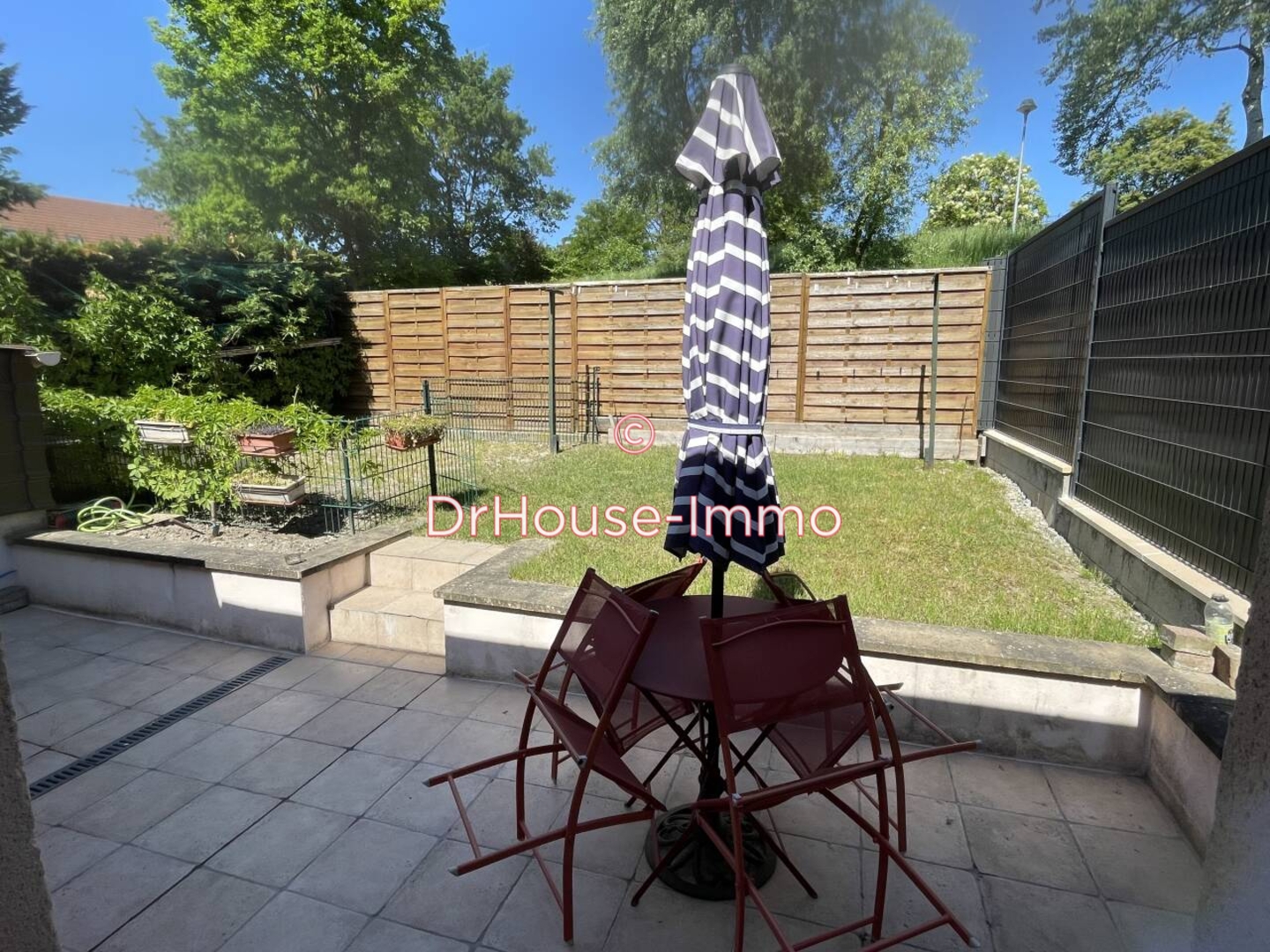 Maison 5 pièces de 85 m² - Limay (78520)