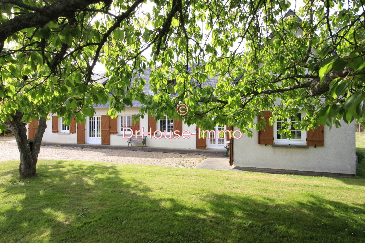 Maison 7 pièces de 155 m² - Évreux (27000)