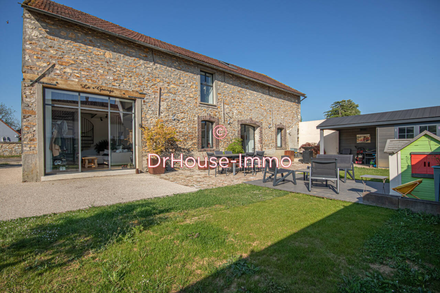 Maison 6 pièces de 161 m² - Flexanville (78910)