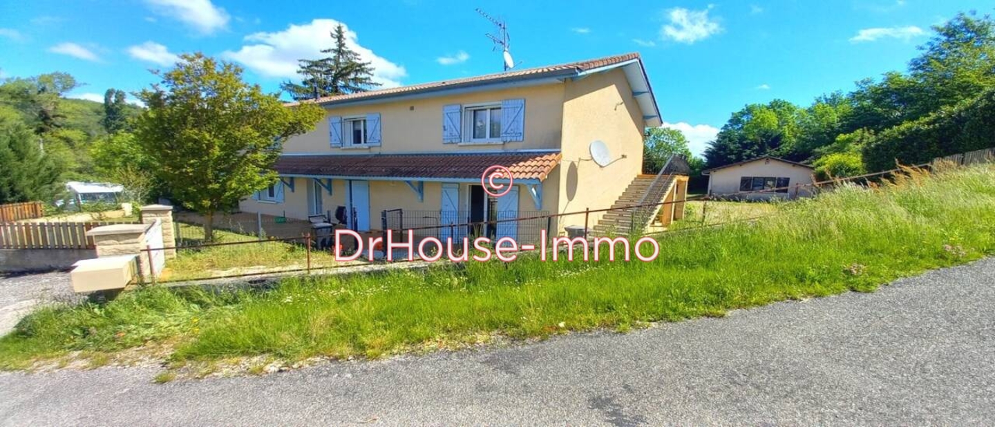 Maison 6 pièces de 120 m² - Saint-Jean-de-Bournay (38440)