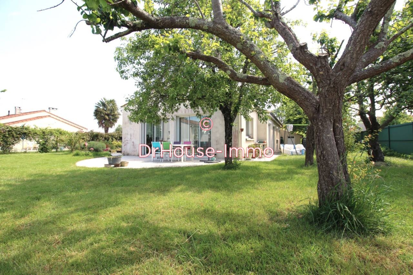 Maison 7 pièces de 130 m² - Jarnac (16200)