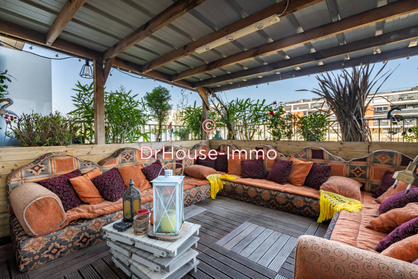 Appartement 1 pièce de 38 m² - Paris (75019)