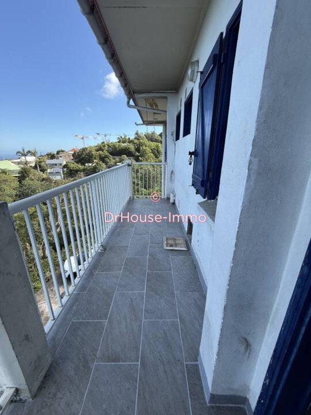 Appartement 4 pièces de 71 m² - Avirons (97425)