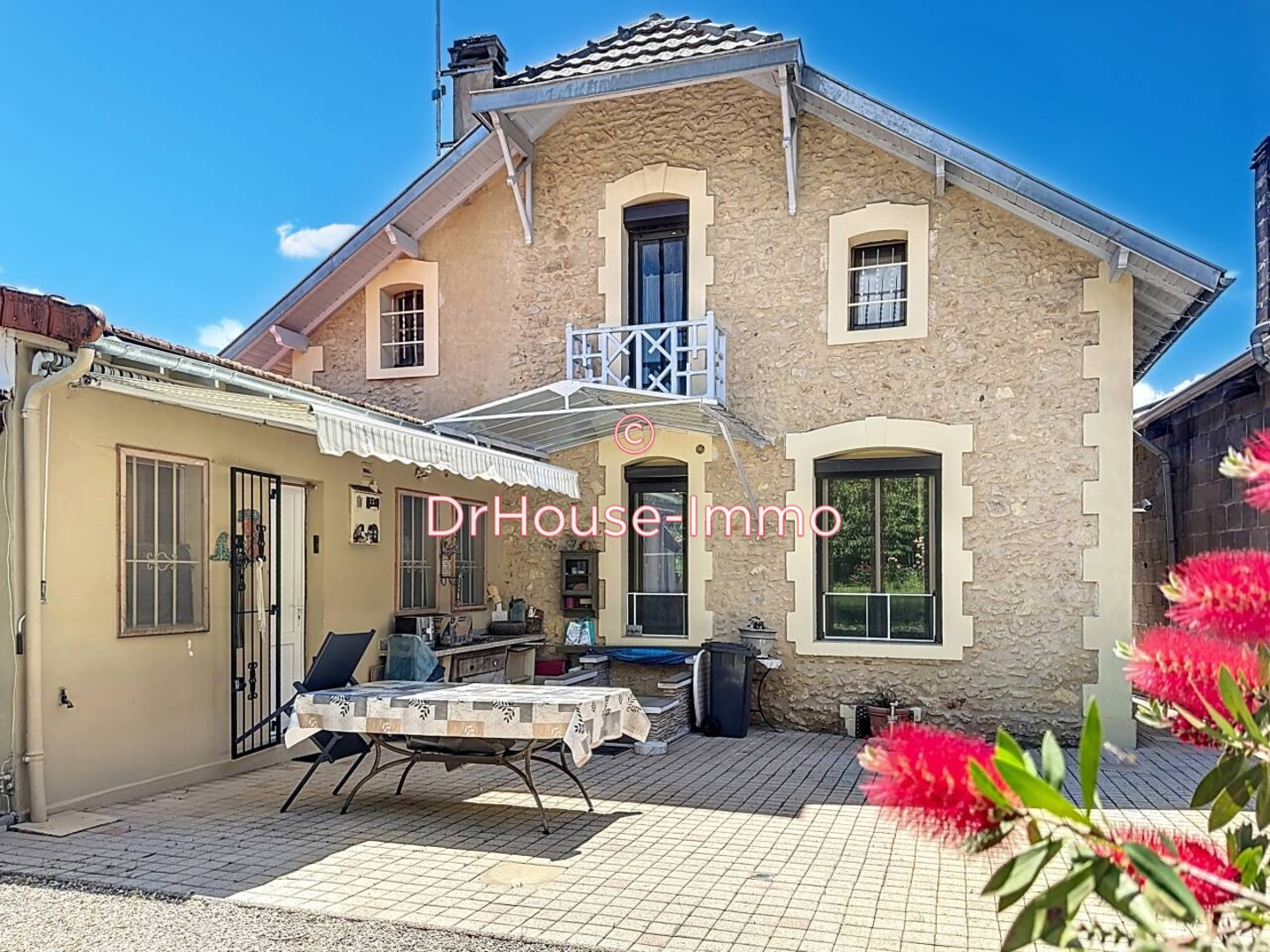 Maison 6 pièces de 172 m² - Bergerac (24100)