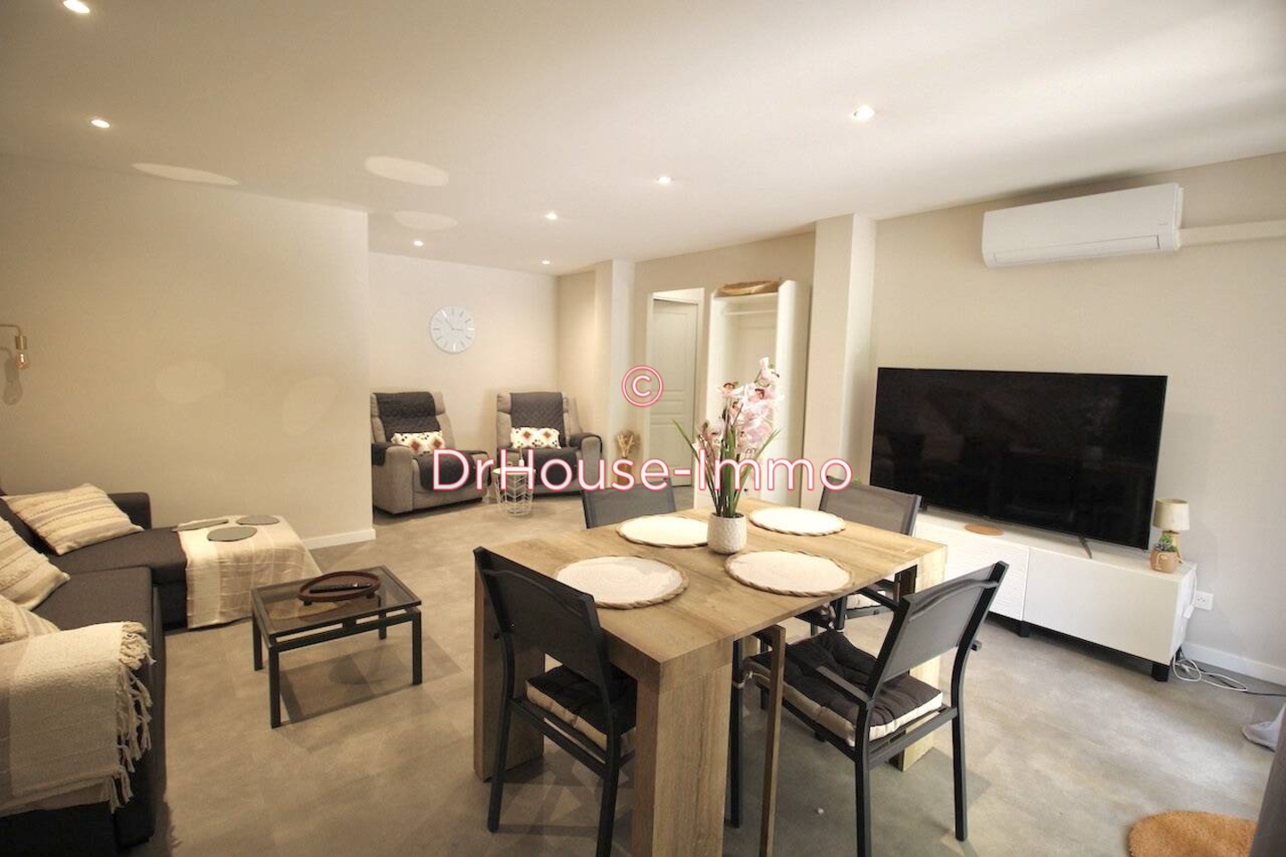 Appartement 2 pièces de 47 m² - Cavalaire-sur-Mer (83240)