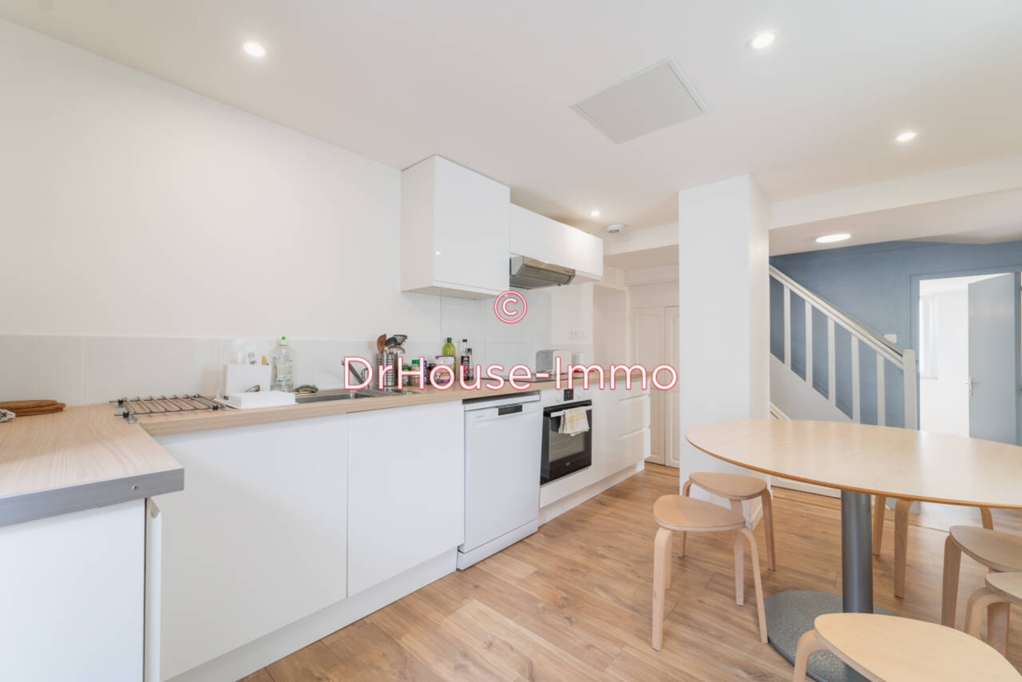 Maison 8 pièces de 190 m² - Poitiers (86000)