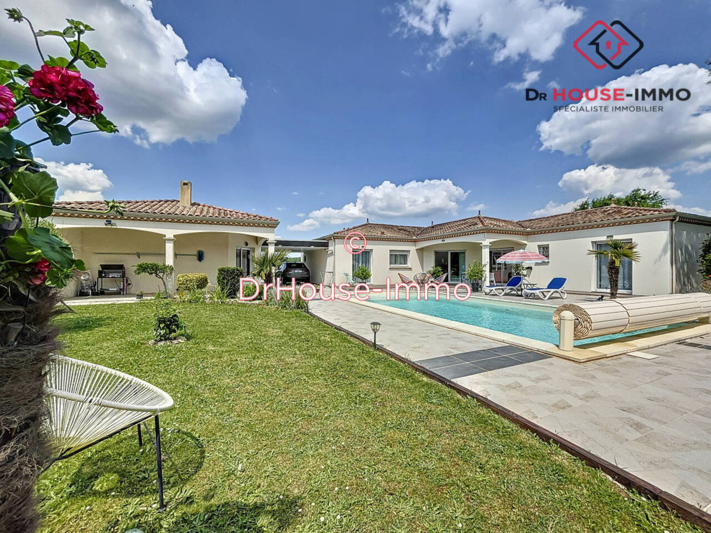 Maison 5 pièces de 140 m² - Saint-Léon-sur-l'Isle (24110)