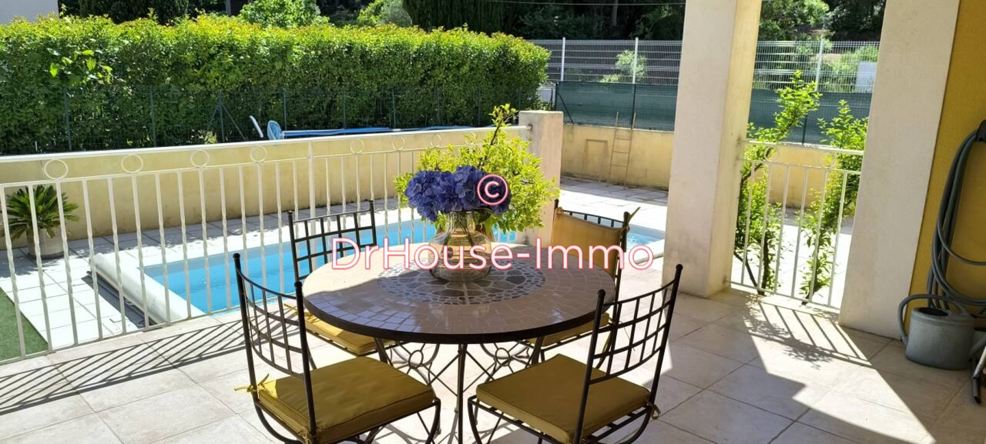 Maison 5 pièces de 125 m² - Aubagne (13400)