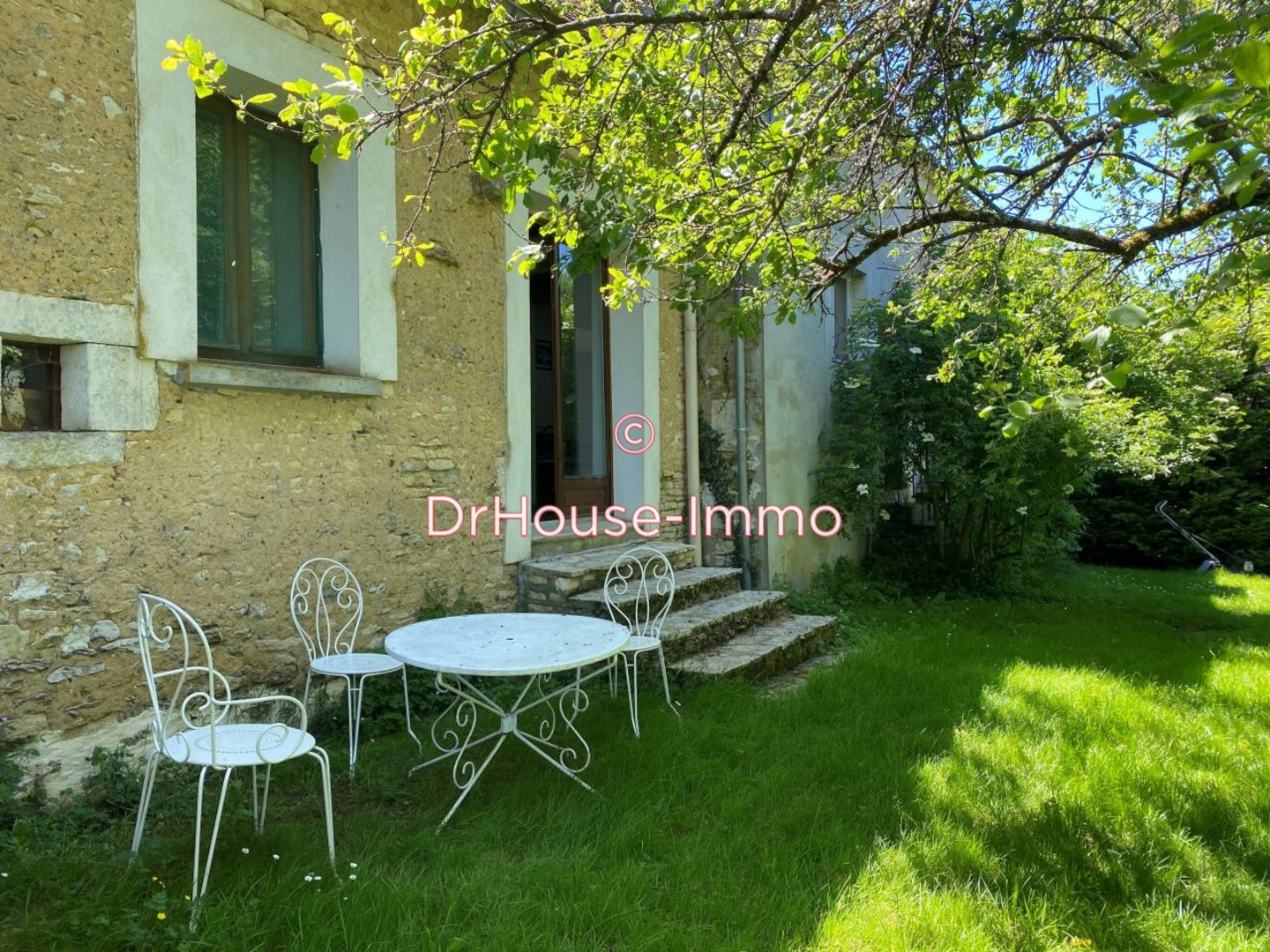 Maison 6 pièces de 110 m² - Sementron (89560)