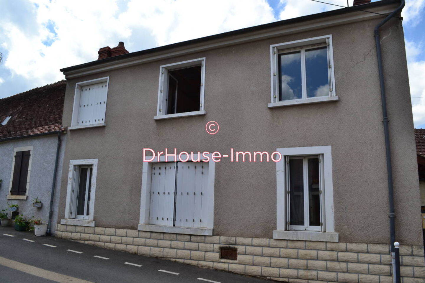 Maison 4 pièces de 110 m² - Dun-sur-Auron (18130)