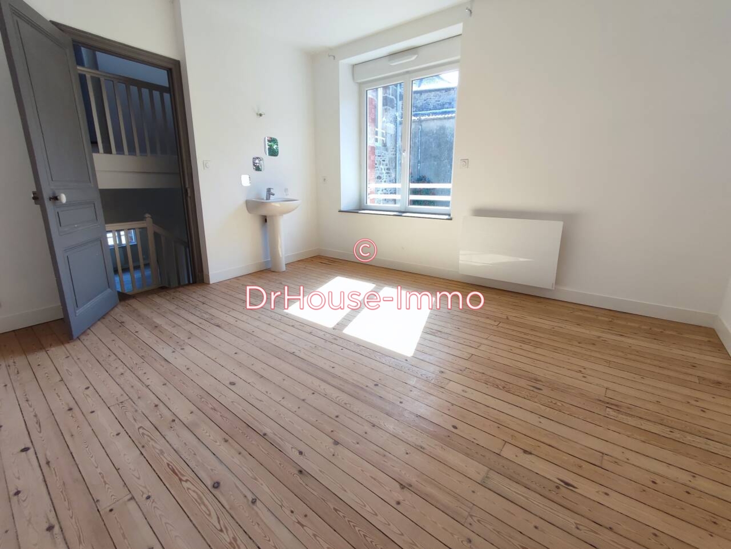 Maison 6 pièces de 138 m² - Vire Normandie (14500)