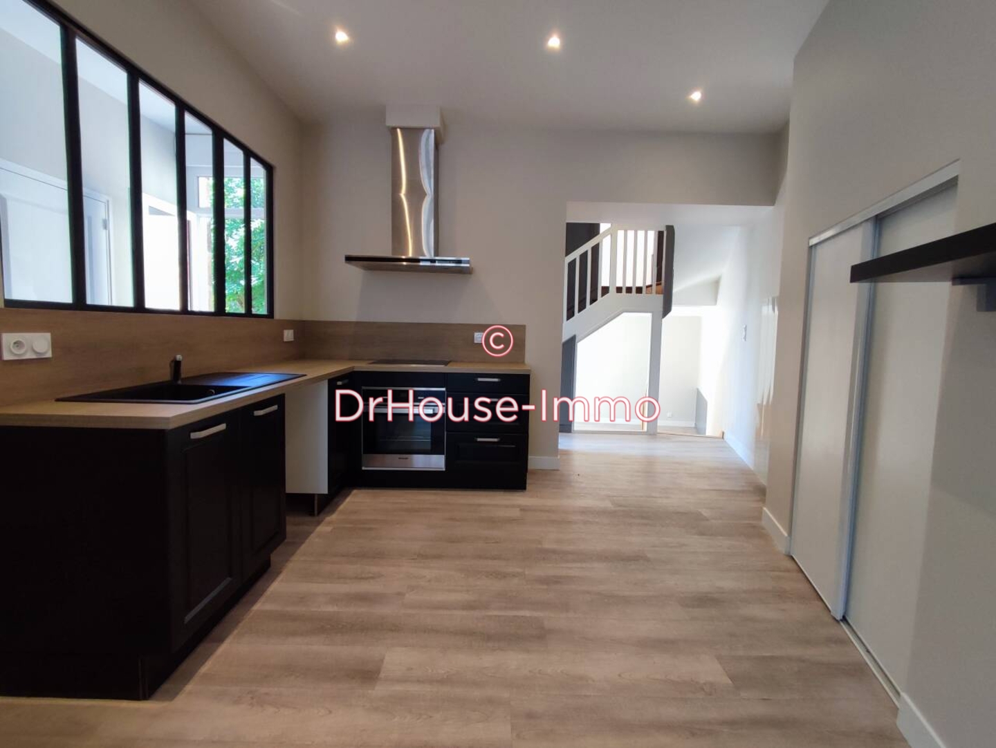 Maison 6 pièces de 138 m² - Vire Normandie (14500)