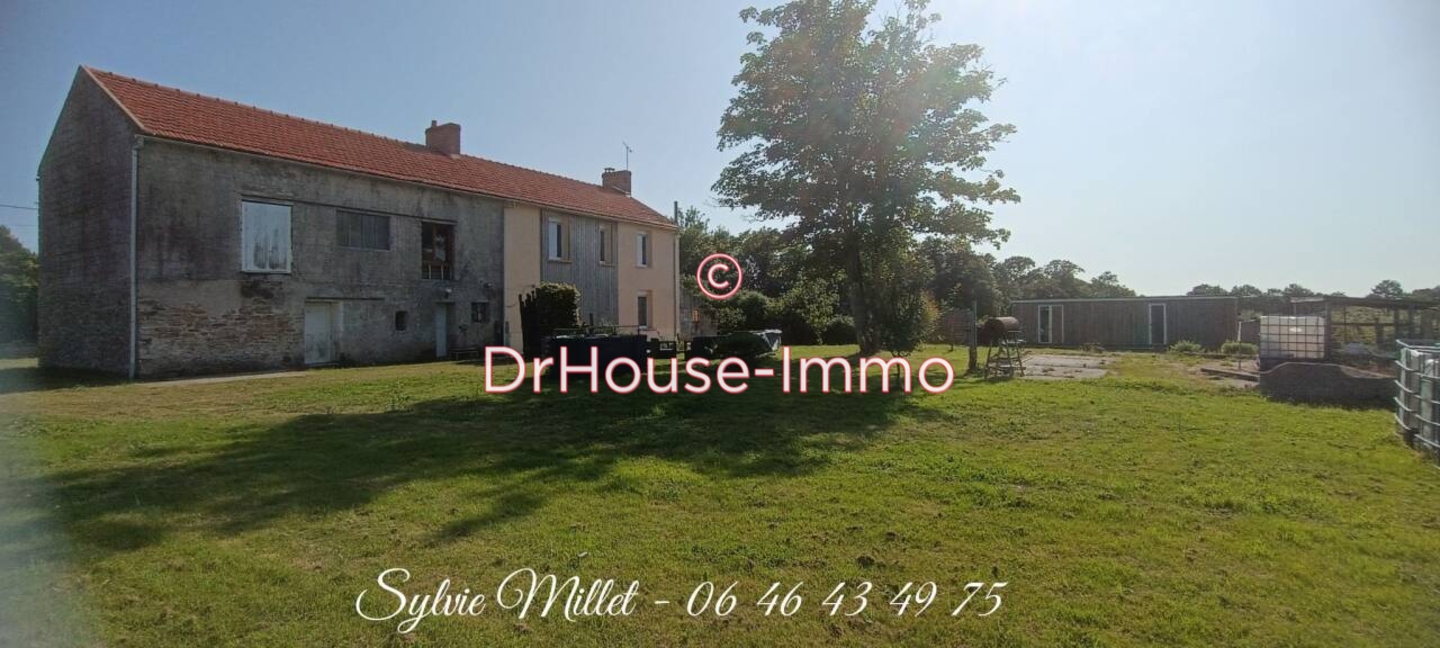 Maison 6 pièces de 140 m² - Saint-Père-en-Retz (44320)