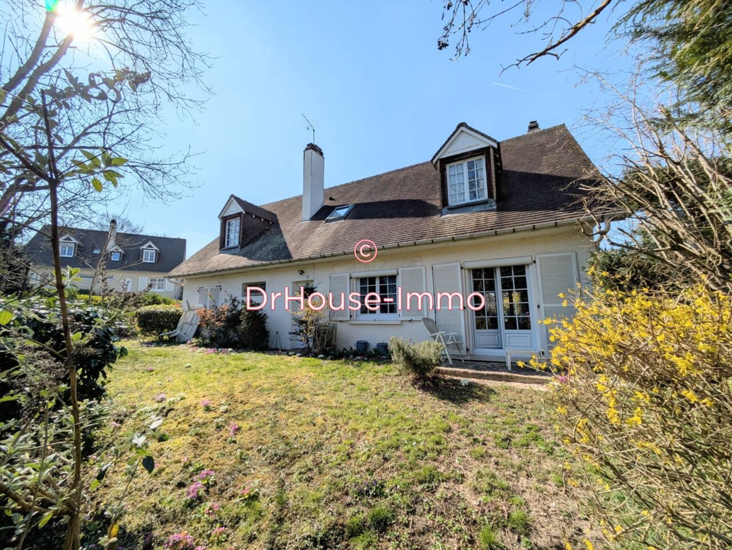 Maison 6 pièces de 160 m² - Chambourcy (78240)