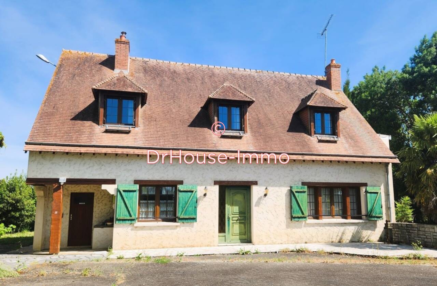 Maison 8 pièces de 208 m² - Courcebœufs (72290)