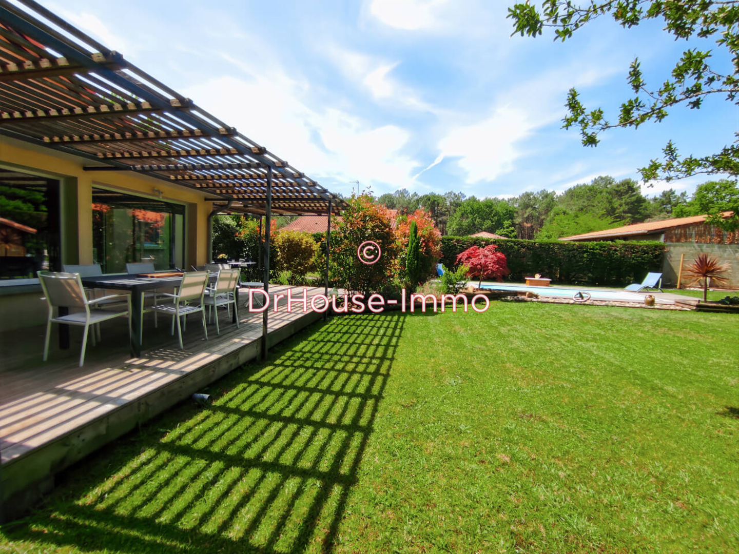 Maison 7 pièces de 179 m² - Josse (40230)