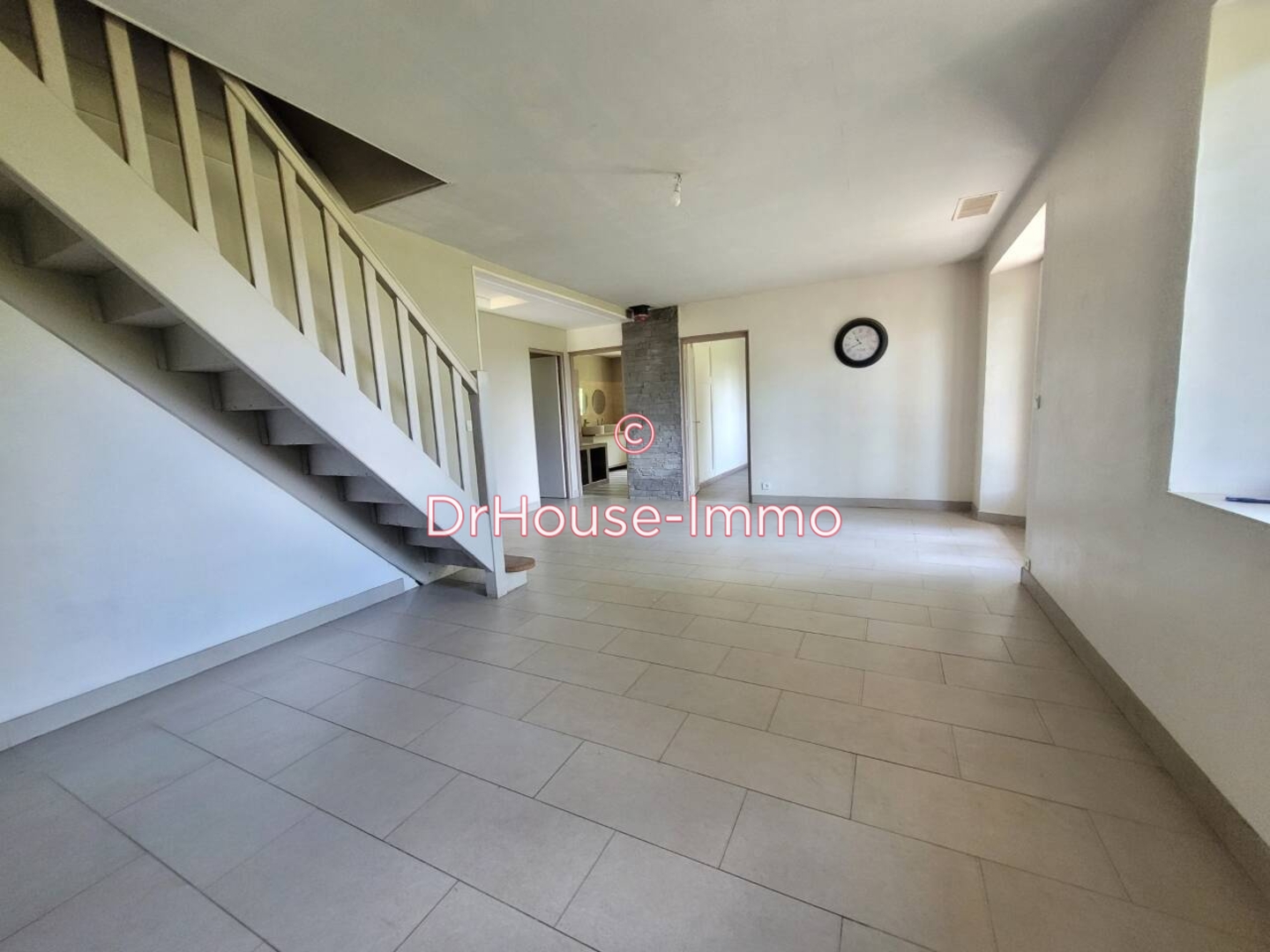 Maison 5 pièces de 112 m² - Brannay (89150)