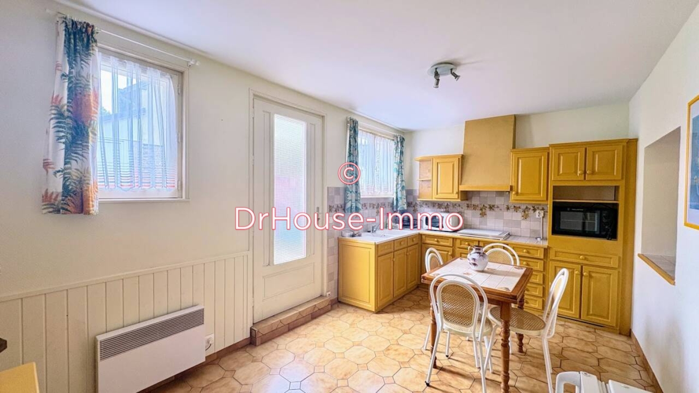 Maison 3 pièces de 85 m² - Cerisy-la-Salle (50210)