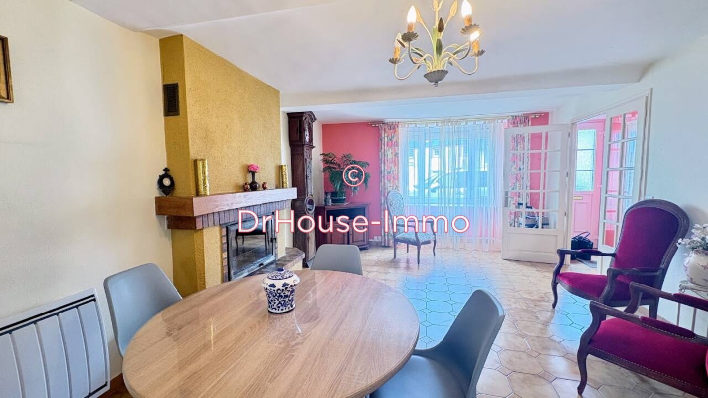 Maison 3 pièces de 85 m² - Cerisy-la-Salle (50210)