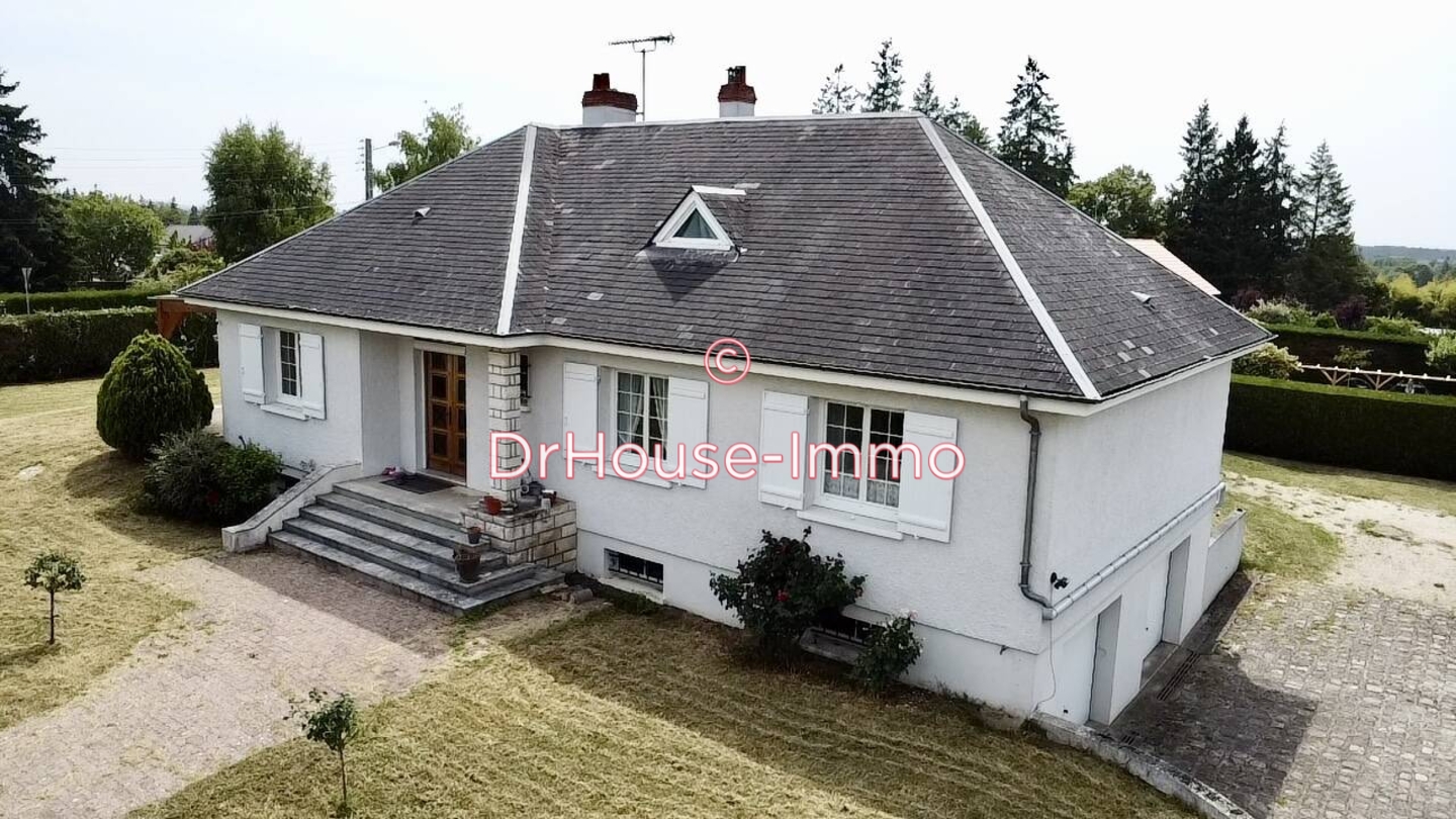 Maison 7 pièces de 174 m² - Amilly (45200)