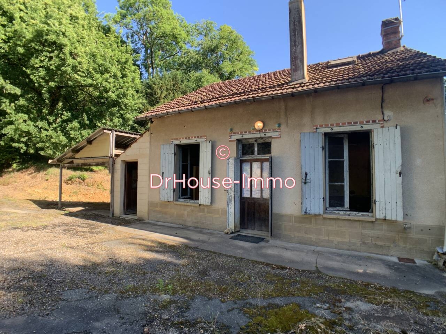 Maison 4 pièces de 85 m² - Château-Renard (45220)