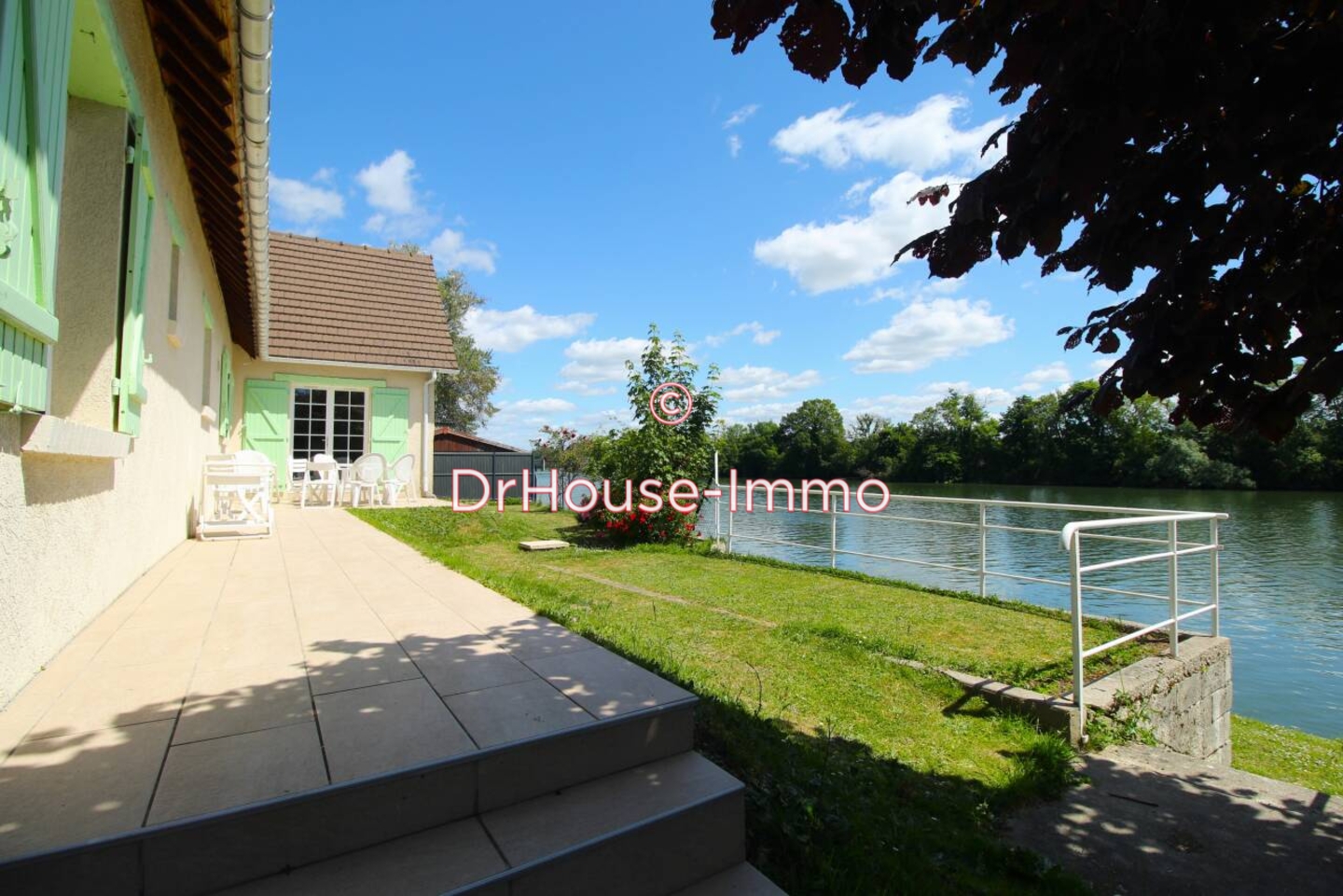 Maison 5 pièces de 130 m² - Saint-Pierre-du-Vauvray (27430)