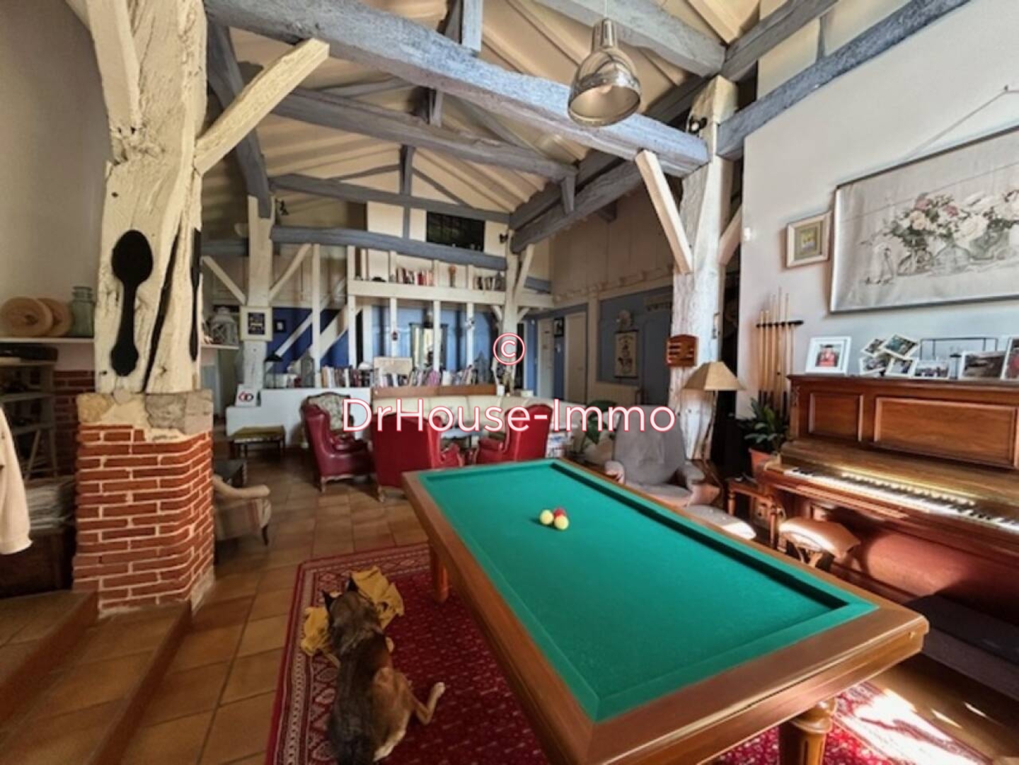 Maison 8 pièces de 240 m² - Saint-Vincent-de-Tyrosse (40230)