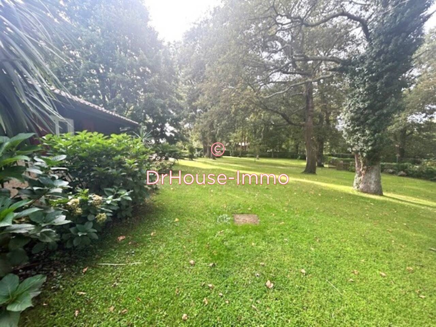 Maison 8 pièces de 240 m² - Saint-Vincent-de-Tyrosse (40230)