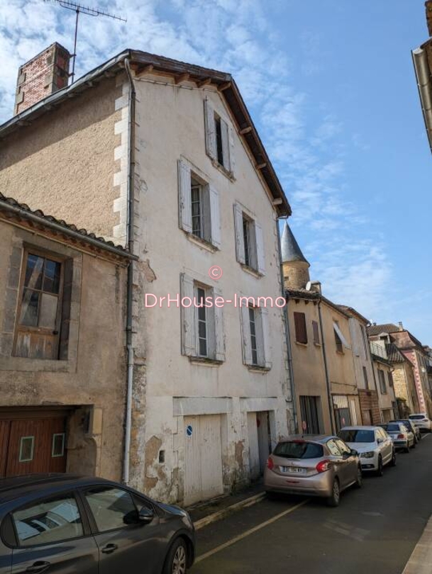 Maison 4 pièces de 90 m² - Villefranche-du-Périgord (24550)