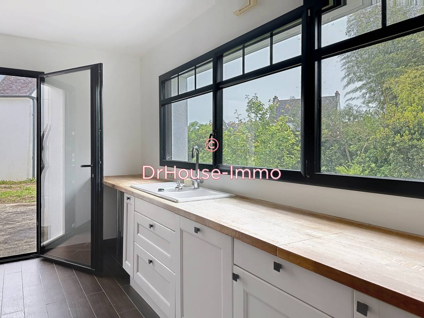 Maison 6 pièces de 160 m² - Locoal-Mendon (56550)