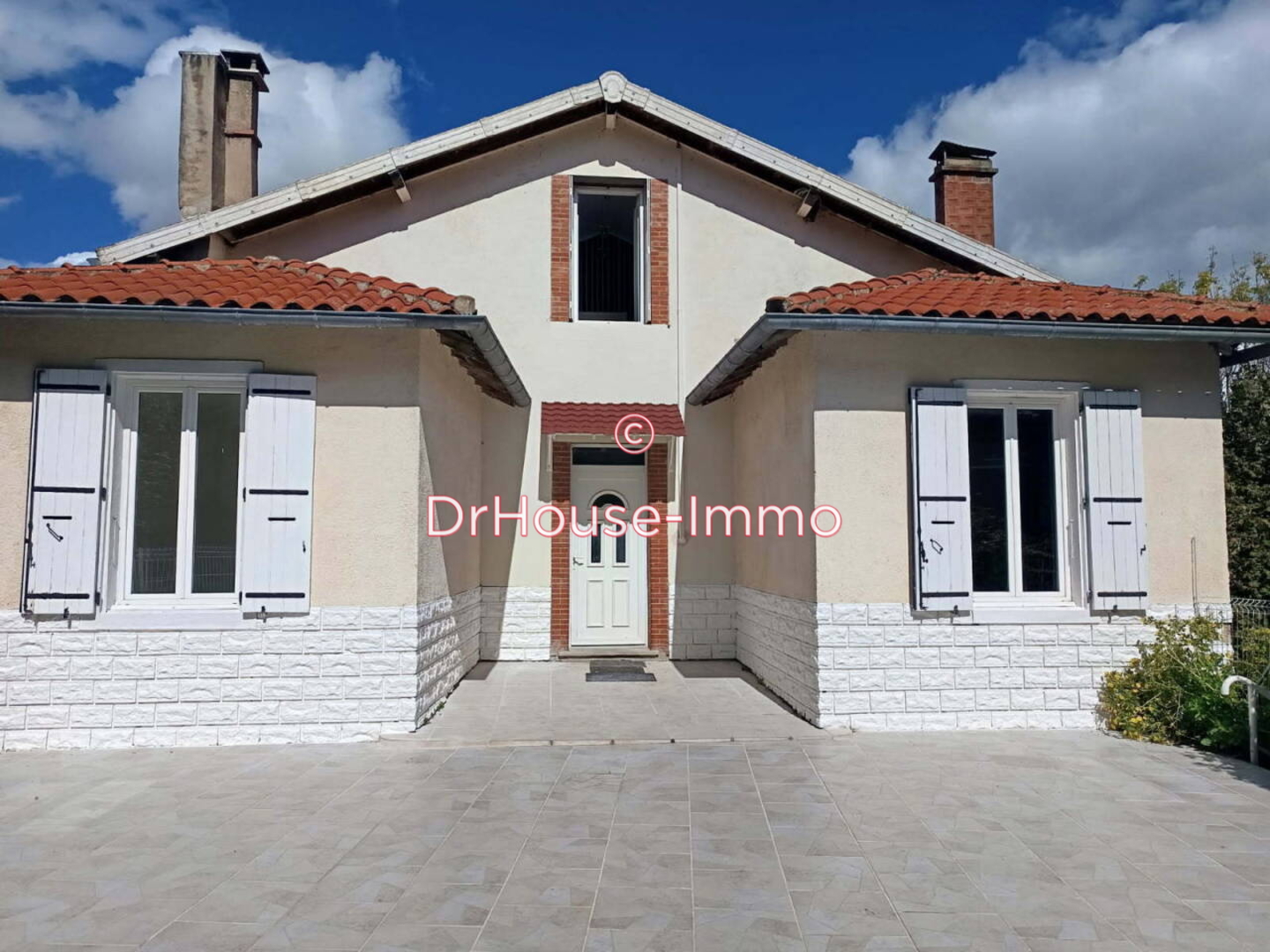 Maison 7 pièces de 120 m² - Saïx (81710)