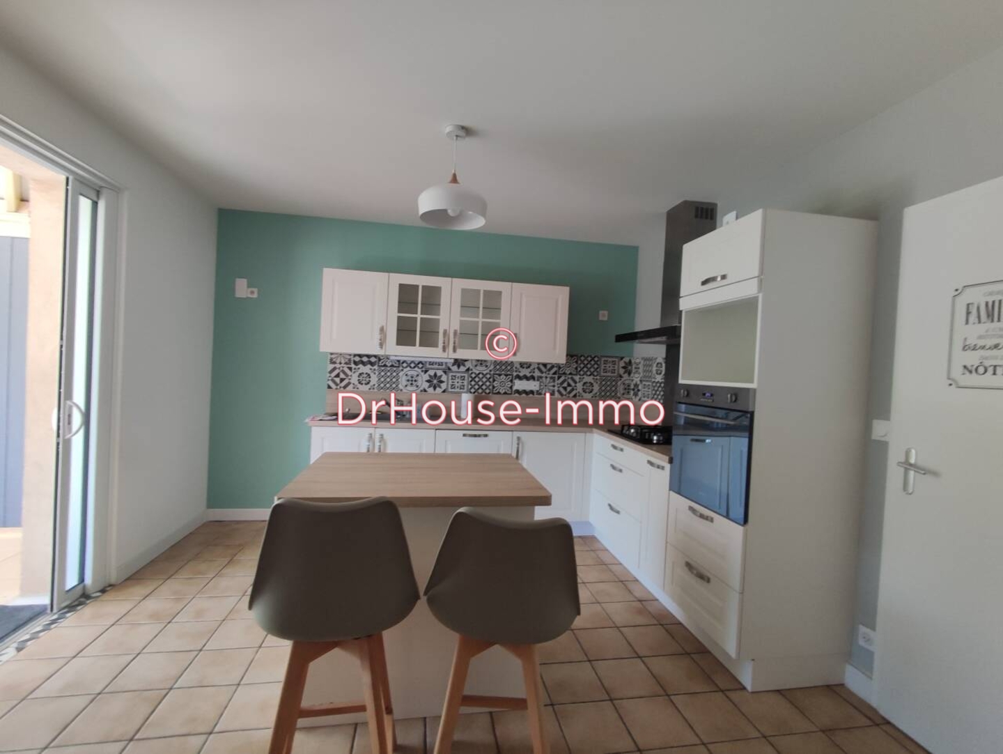 Maison 6 pièces de 234 m² - Doussay (86140)