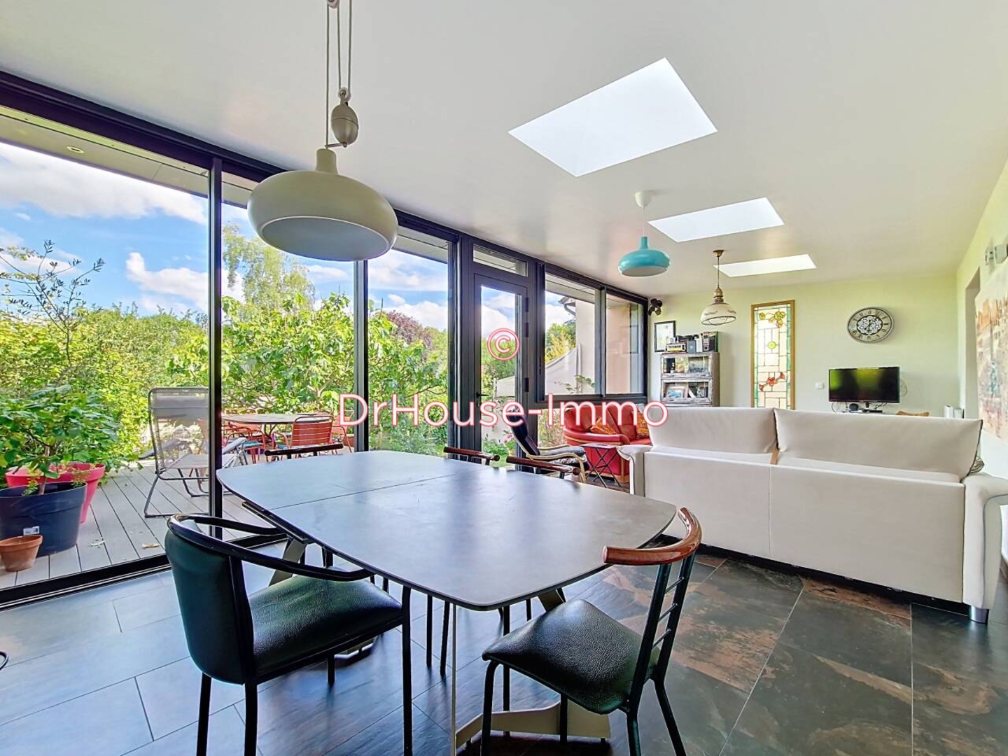 Maison 5 pièces de 128 m² - Clayes-sous-Bois (78340)