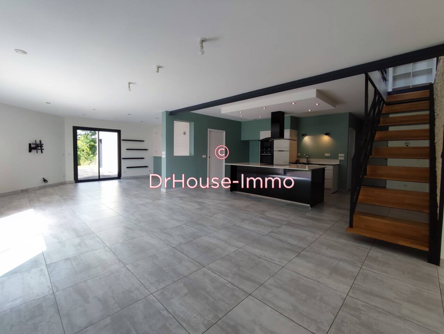 Maison 6 pièces de 177 m² - Rucqueville (14480)