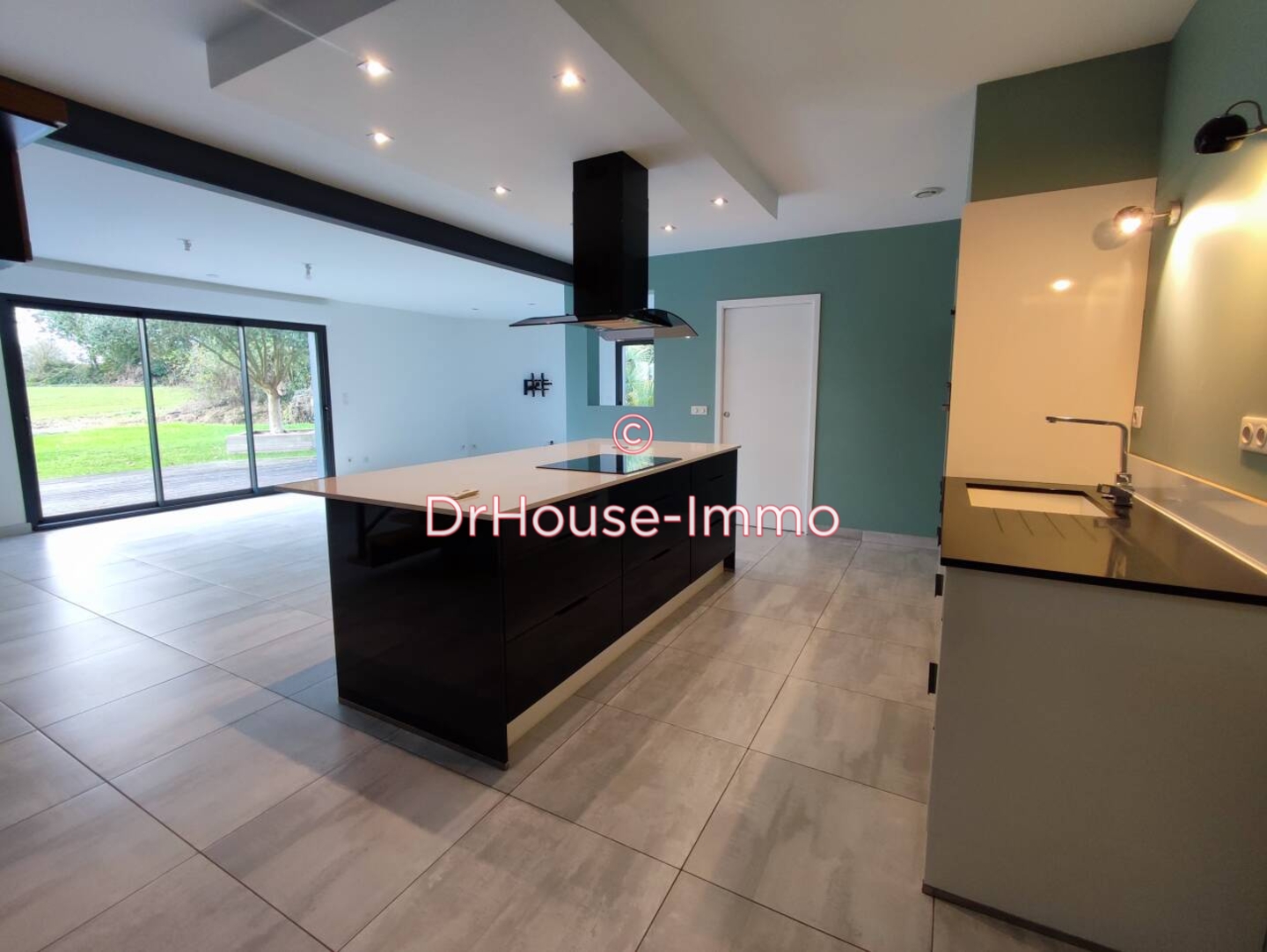 Maison 6 pièces de 177 m² - Rucqueville (14480)