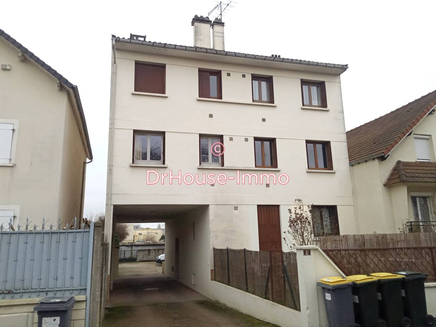 Appartement 2 pièces de 30 m² - Carrières-sur-Seine (78420)