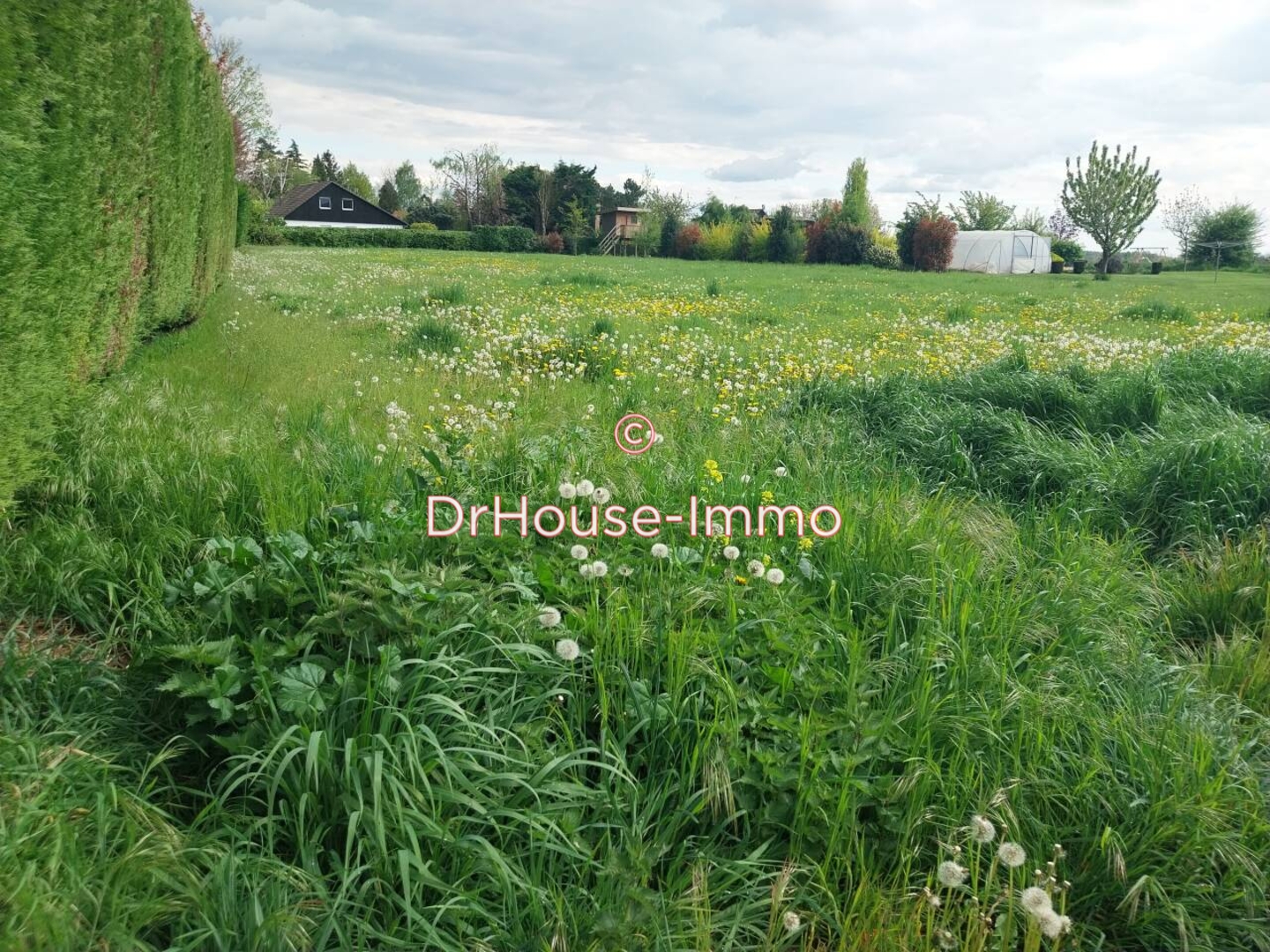 Terrain de 874 m² - Sainghin-en-Mélantois (59262)