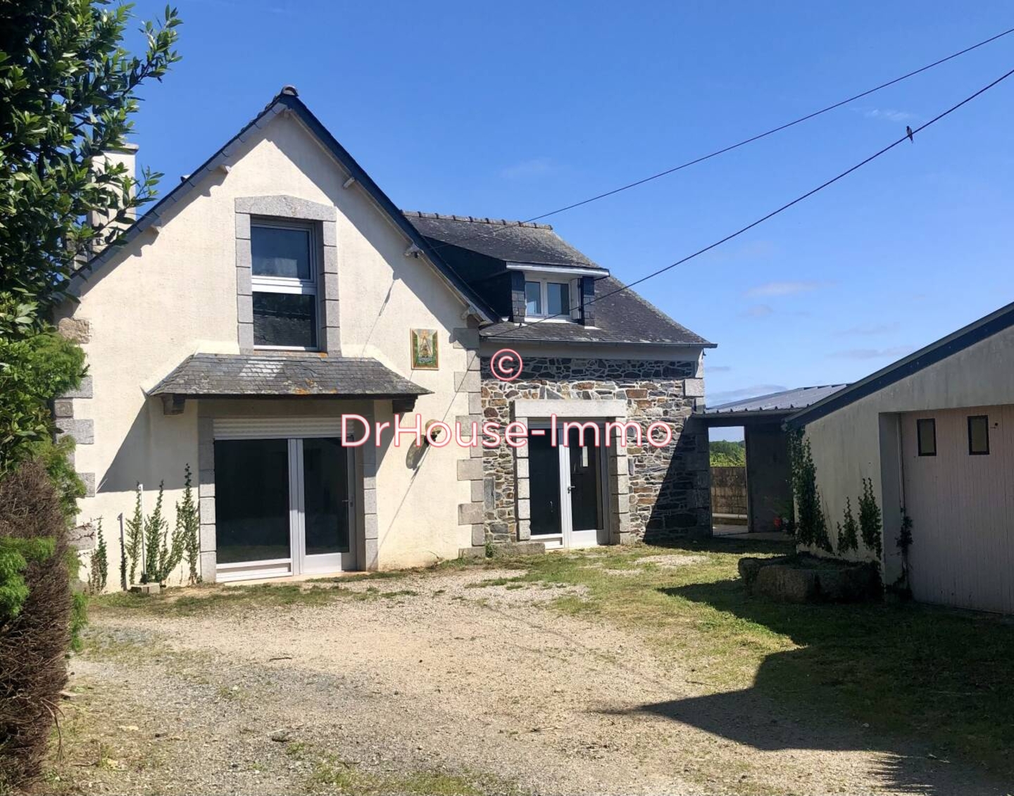 Maison 7 pièces de 138 m² - Scrignac (29640)