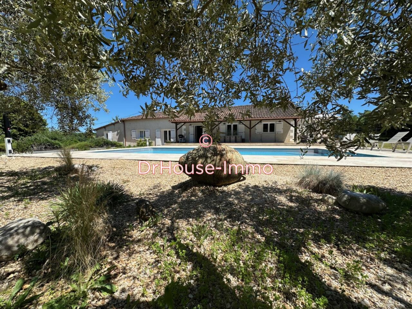 Maison 5 pièces de 132 m² - Marsaneix (24750)