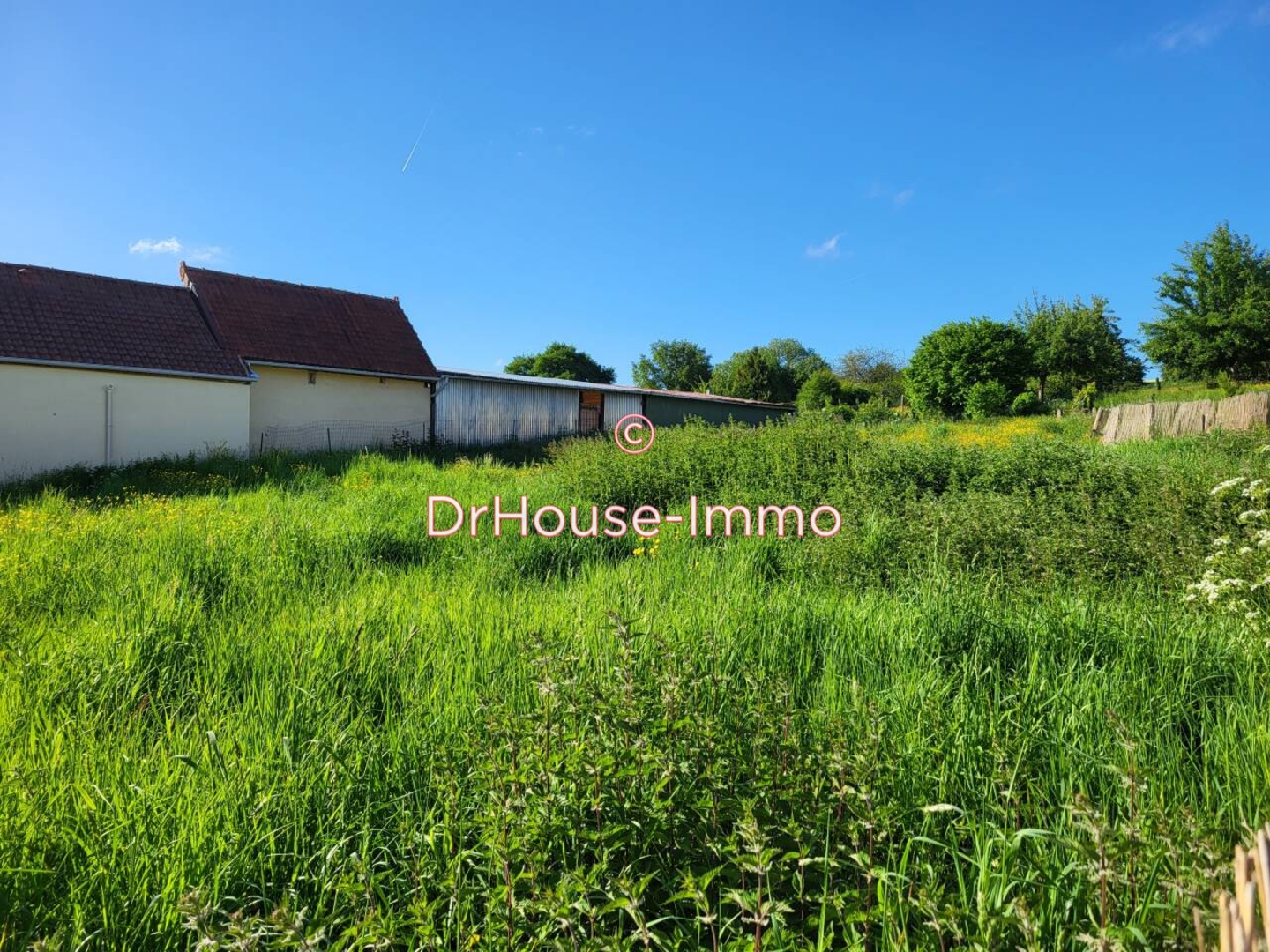 Terrain de 1 251 m² - Freulleville (76510)