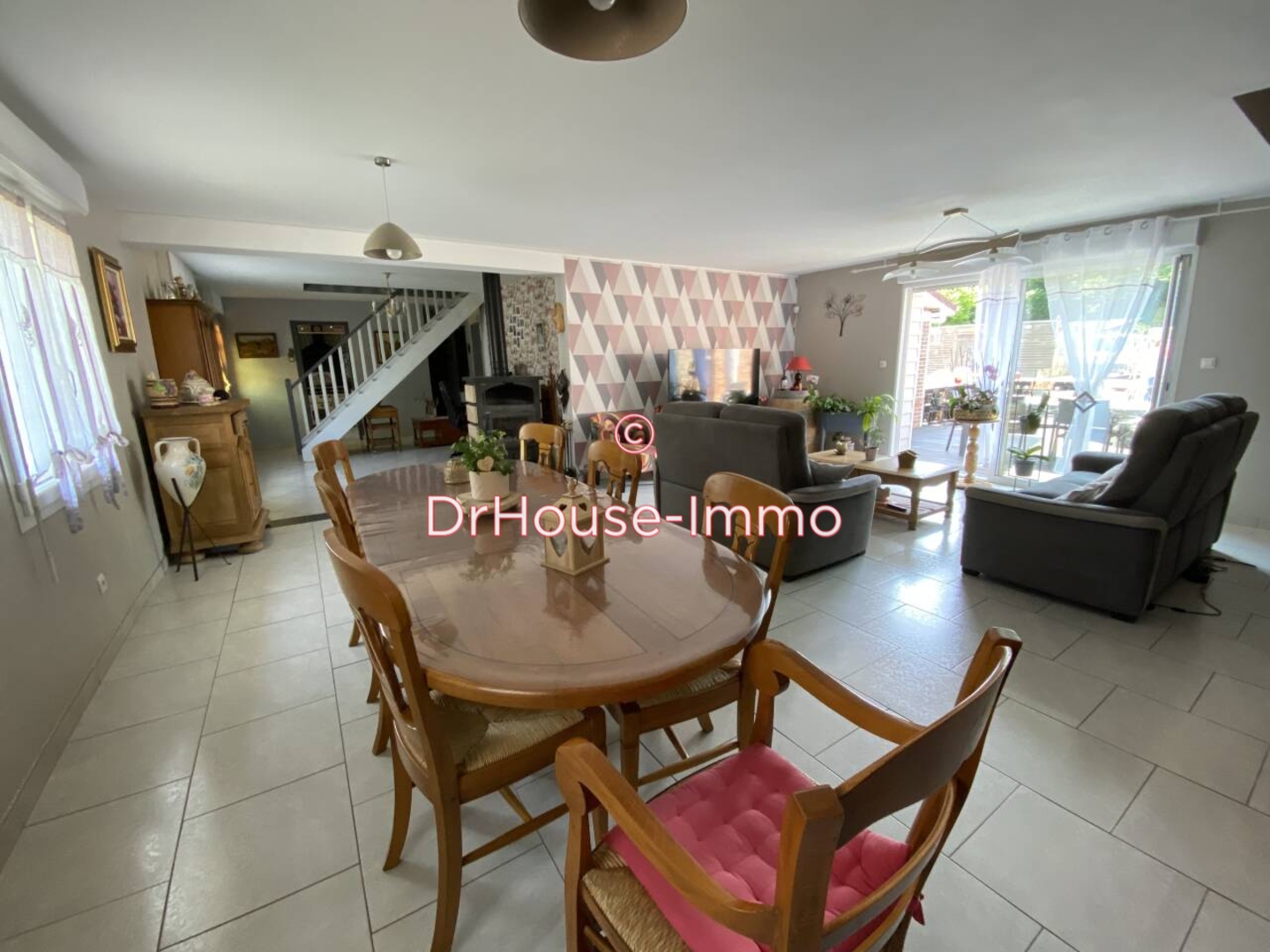 Maison 9 pièces de 177 m² - Beaurainville (62990)