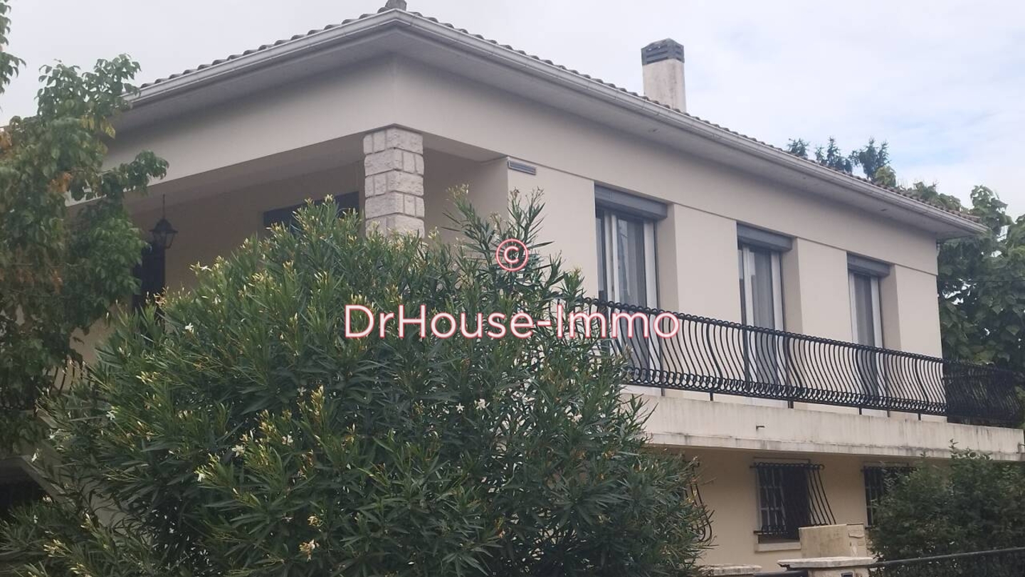 Maison 5 pièces de 170 m² - Bergerac (24100)