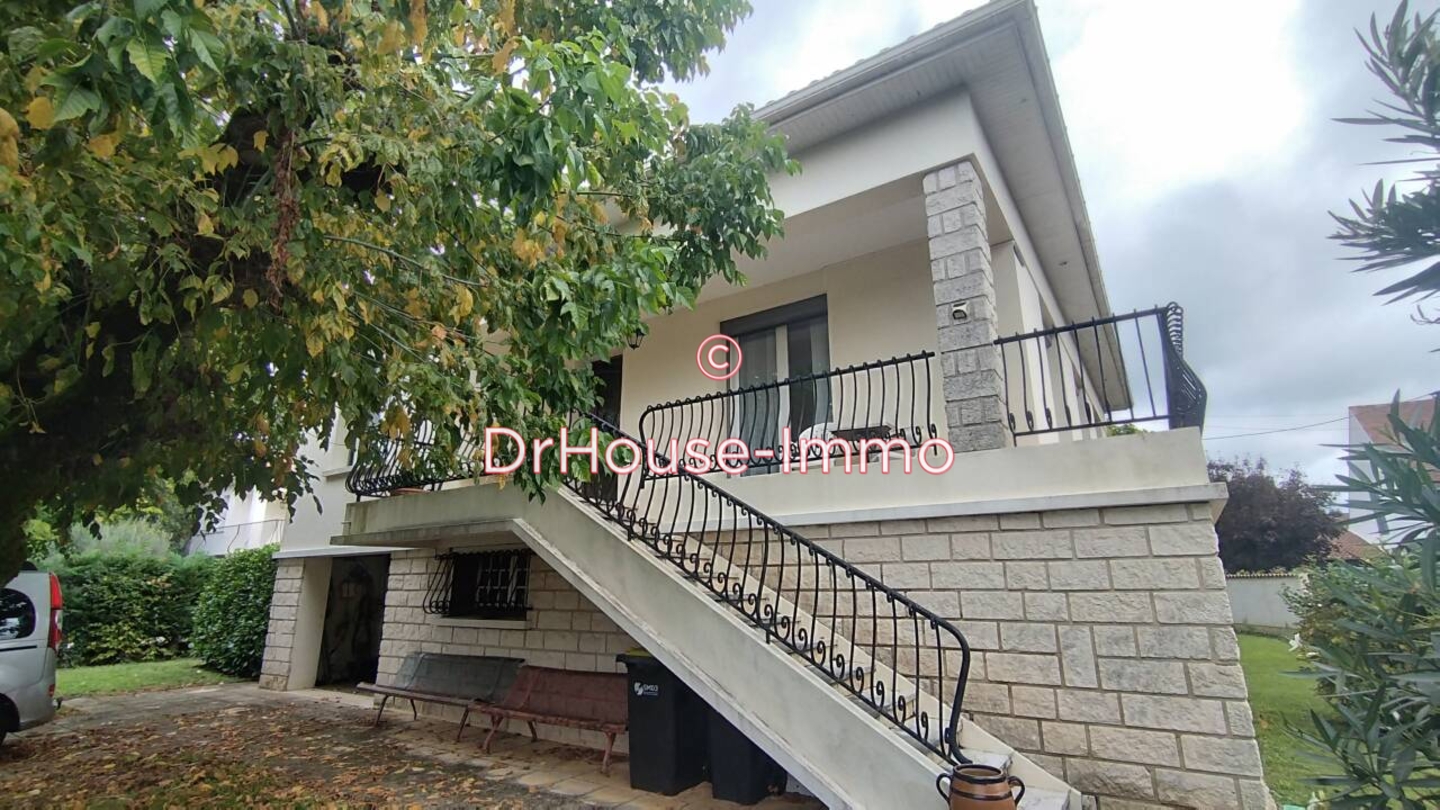 Maison 5 pièces de 170 m² - Bergerac (24100)