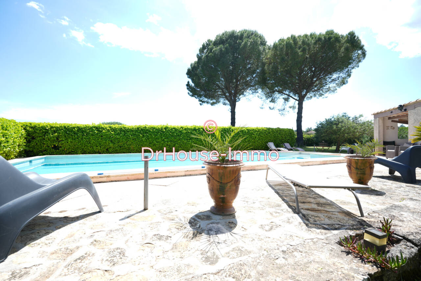 Maison 6 pièces de 141 m² - Uzès (30700)