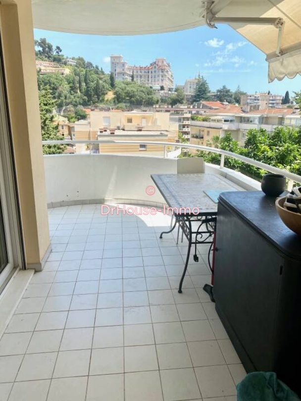 Appartement 2 pièces de 47 m² - Menton (06500)