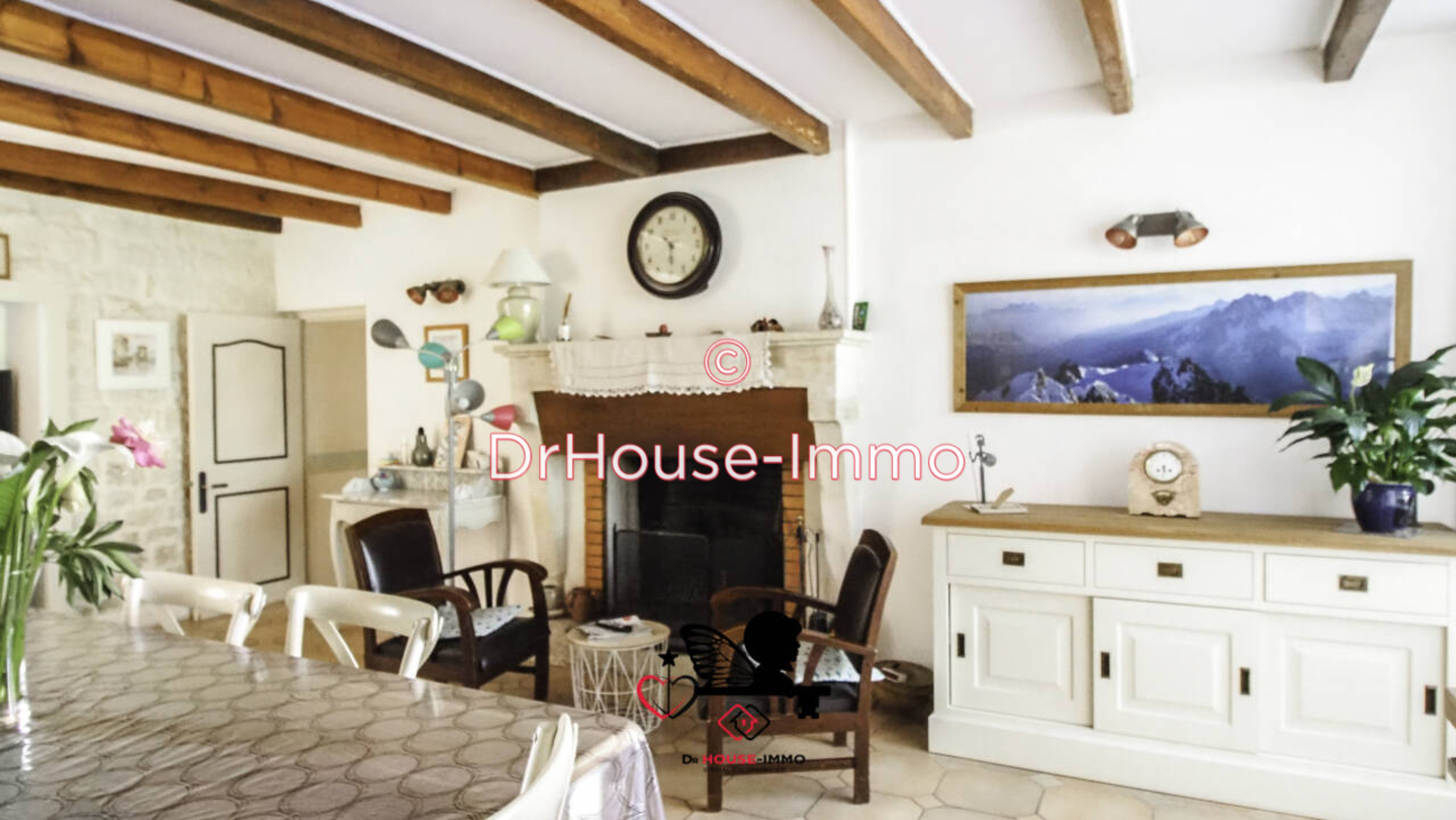 Maison 6 pièces de 203 m² - Auzay (85200)