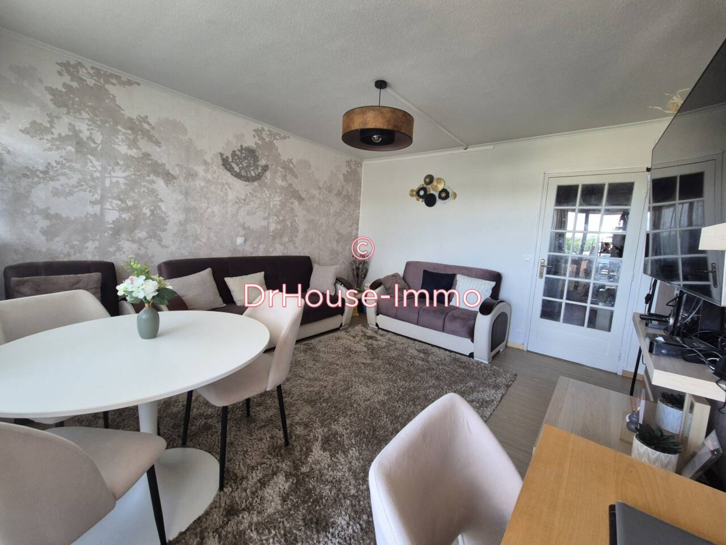 Appartement 3 pièces de 64 m² - Mureaux (78130)